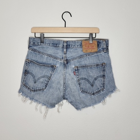 Levis 501‎ Button Fly Cutoffs Size 32 - Picture 6 of 8